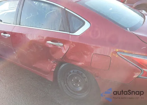 2015 Nissan Altima 2.5/2.5 S/2.5 Sl/2.5 Sv z USA, uszkodzony, nr VIN 1N4AL3AP4FC459943